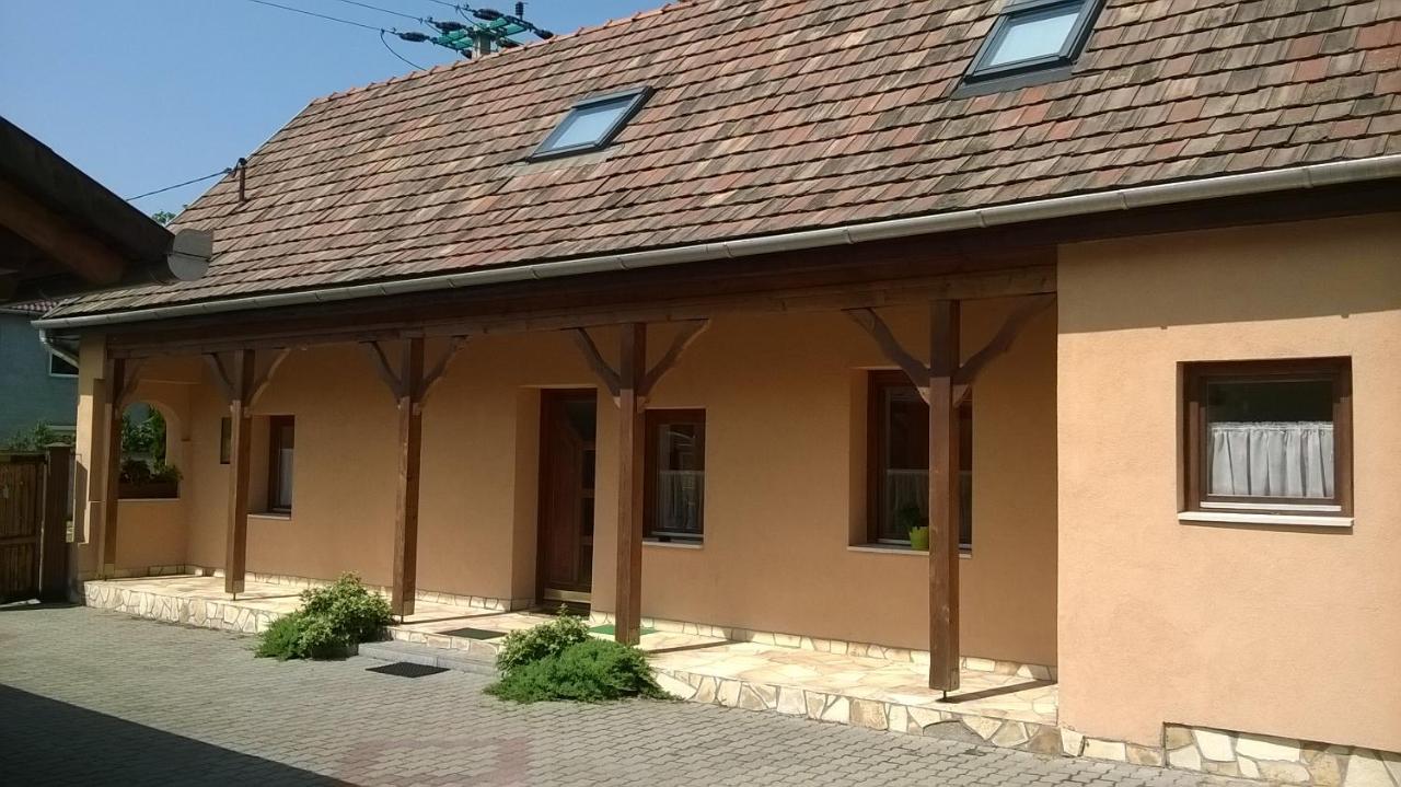 Villa Giulia Vendeghaz Verpelét 外观 照片